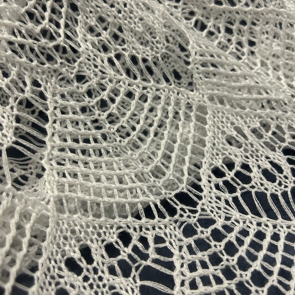 White Crochet Beach Cover-Up. Brand New. - Picture 4 of 4